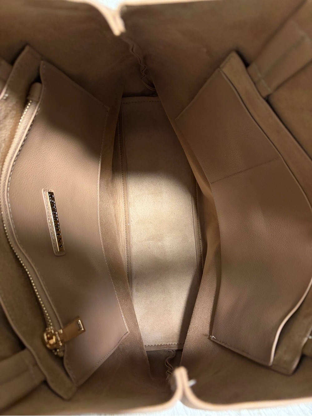 NWOT - Antik Kraft - Tan Front Pocke Tote - Picture 4 of 4
